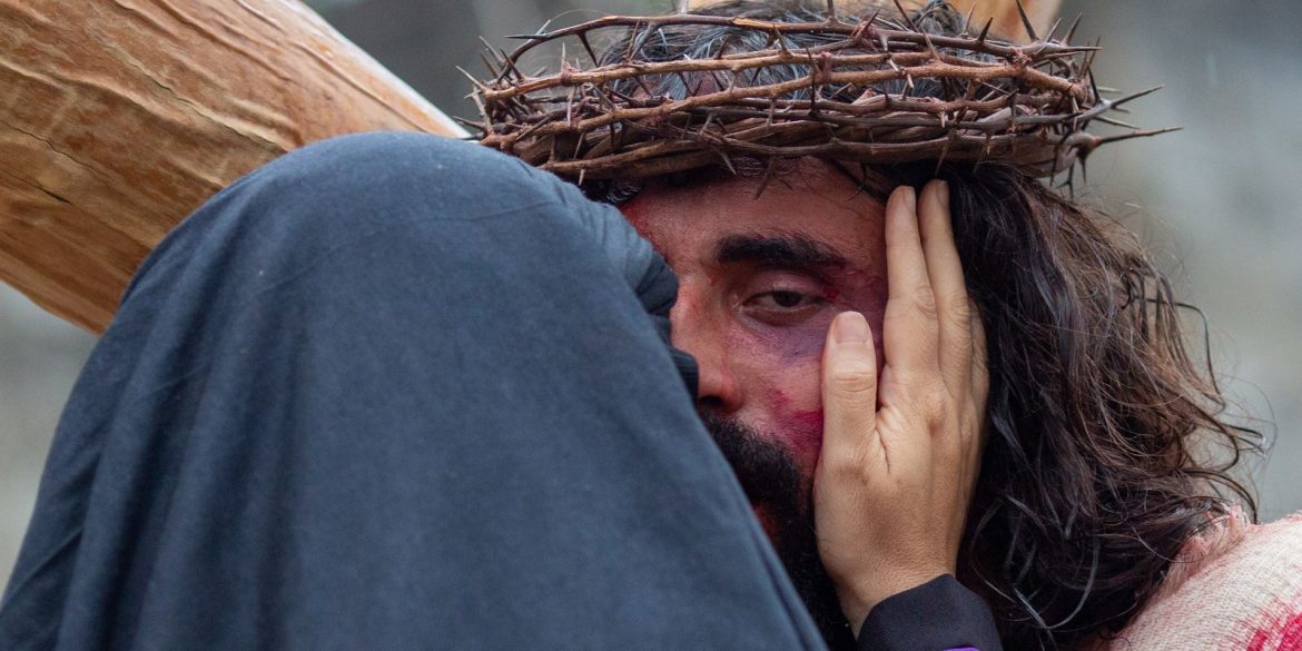 auto-da-paixao-de-cristo-nos-arcos-da-lapa-chega-a-48a-edicao