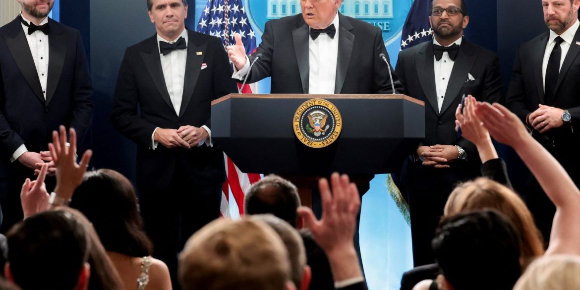 homem-atira-durante-jantar-de-trump-com-correspondentes-em-washington