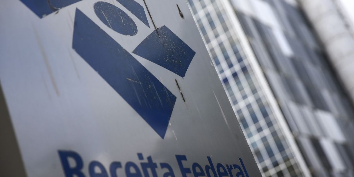 receita-identifica-divergencias-de-r$-44-bi-em-creditos-de-pis/cofins