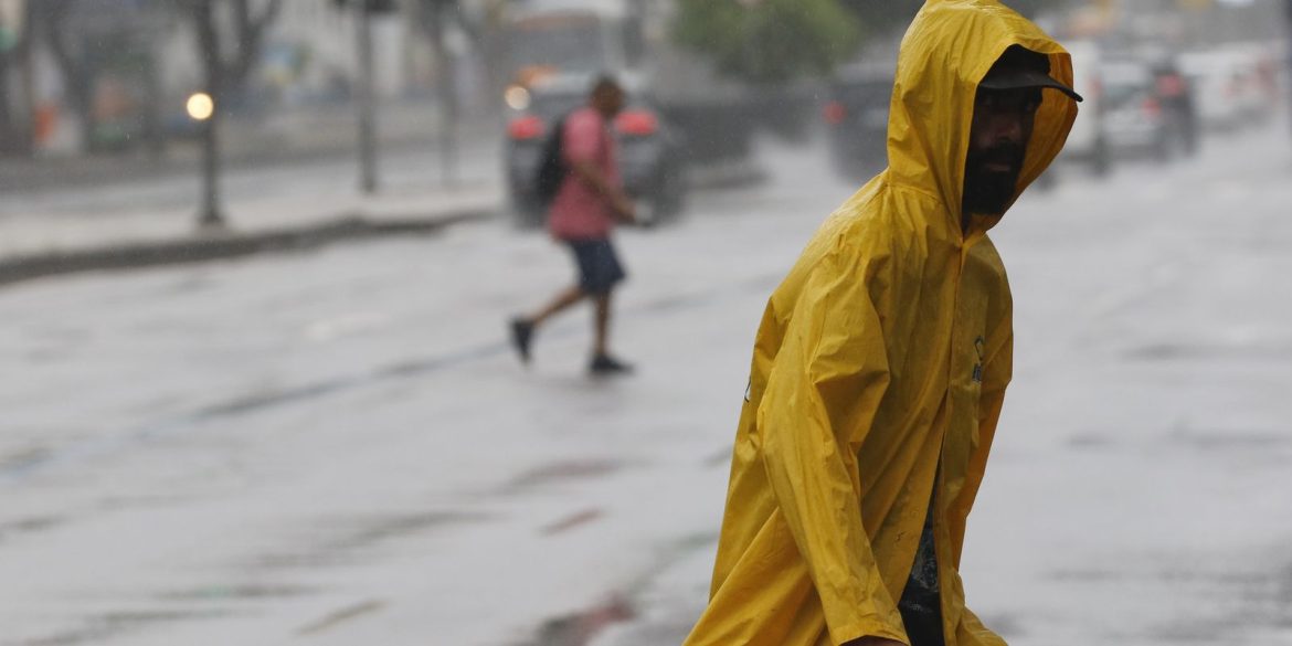 chuva-na-rocinha-superou-em-mais-que-duas-vezes-a-media-de-junho
